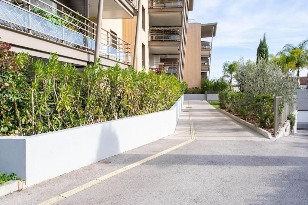 A7- 2 Bdr Sea & Mountain View - Ac, Parking, Pool & Terrace Antibes Exterior foto